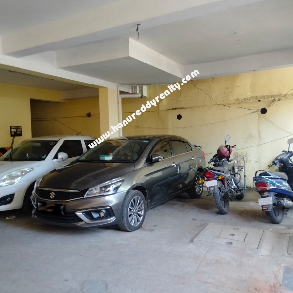 Residential independent building with Rental for Sale at Choolai